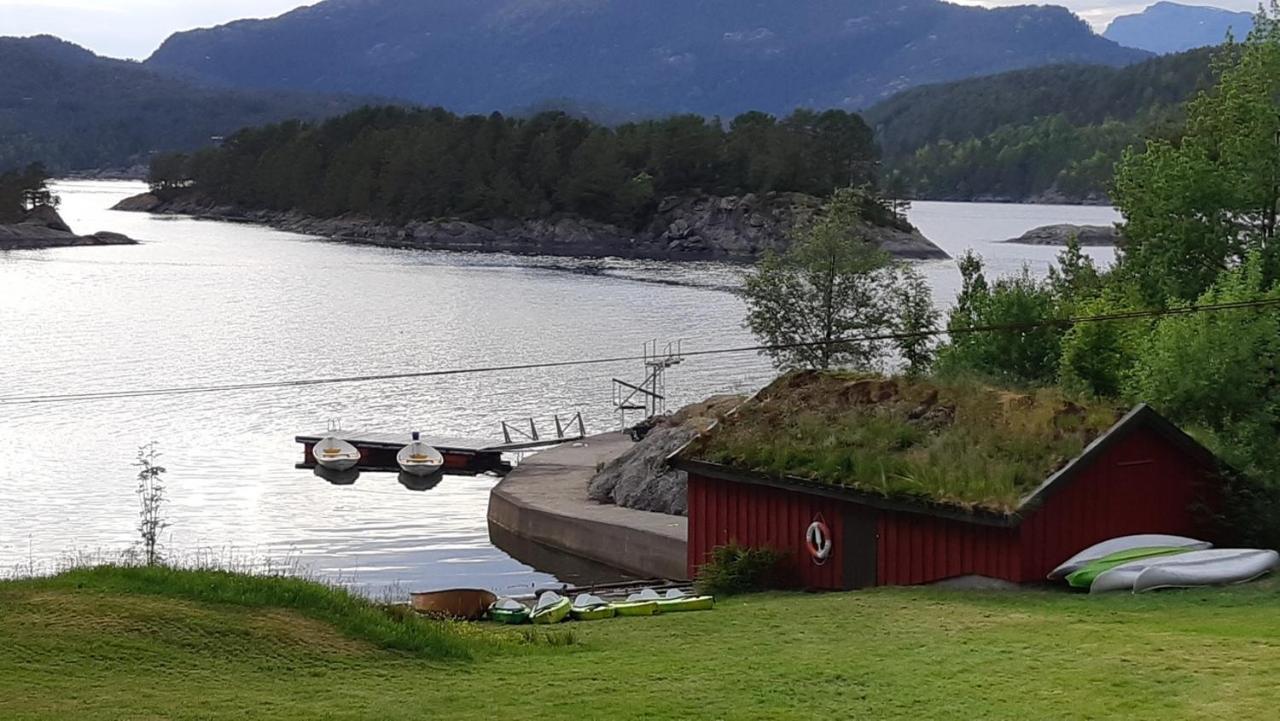 Teigen Leirstad, Feriehus Og Hytter Eikefjord Exteriör bild